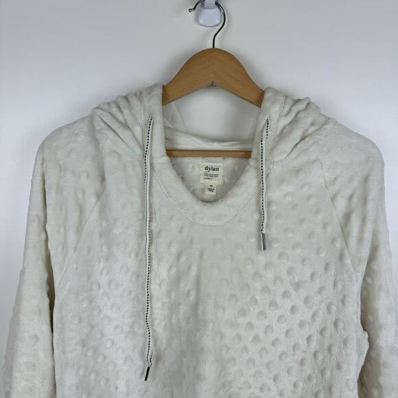 Dylan Womens Polka Dots Faux Fur Pullover in White Sz M | Comfy Cozy Casual Soft - Picture 3 of 15